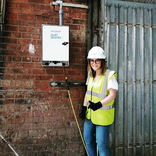 Anyone ever seen these around site before? This is part of environmental monitoring, it measures dust levels in the air. This is mainly used during excavation/demolition but also during construction, alongside noise, wind, piezometer and vibration monitoring. 🏗️.