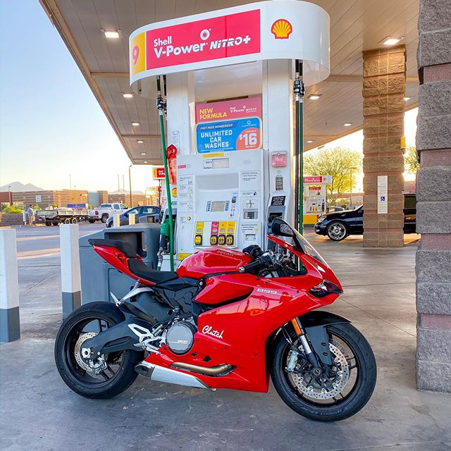 Comment below the first place you would bring Ducati 899 if you WON!! 🌎👇 -One lucky WINNER will get this Motorcycle & $1,000 Cash -> Get ENTERED!
rideclutch.com 📲
#clutch #rideclutch #fantasymotorcyclegiveaway #ducati #panigale #ducatipanigale #899 #bikelife #gas.